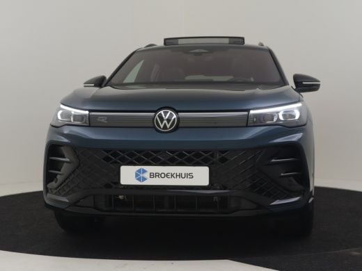 Volkswagen Tiguan 1.5 eHybrid R-Line Edition 272Pk DSG/AUTO | 360 Camera | Elektrich Schuif Kanteldak | Head up dis... ActivLease financial lease