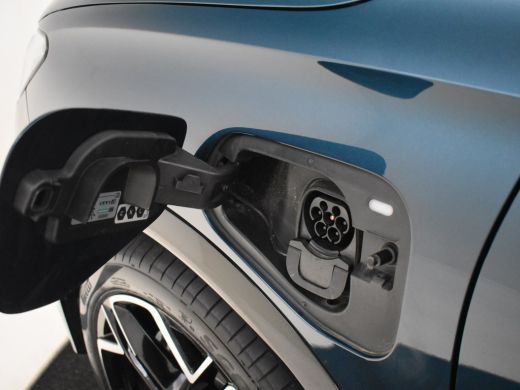 Volkswagen Tiguan 1.5 eHybrid R-Line Edition 272Pk DSG/AUTO | 360 Camera | Elektrich Schuif Kanteldak | Head up dis... ActivLease financial lease