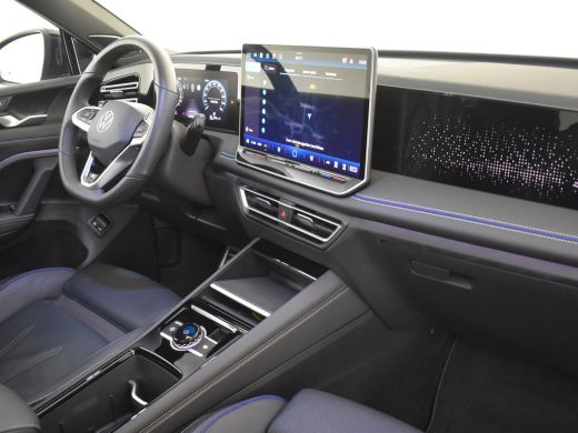 Volkswagen Tiguan 1.5 eHybrid R-Line Edition 272Pk DSG/AUTO | 360 Camera | Elektrich Schuif Kanteldak | Head up dis... ActivLease financial lease