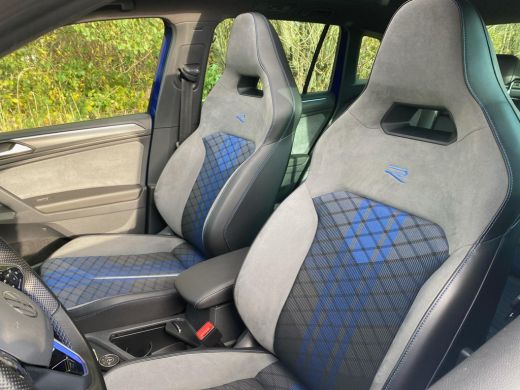 Volkswagen Tiguan R 2.0 TSI 4Motion | 320PK | DAB | Camera | Info Bas: 0492-588982 nieuwprijs &euro; 95000 ActivLease financial lease