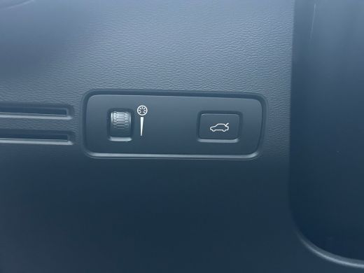 Volvo  XC40 Recharge Twin Pro | Pano | Memory | BLIS | Pilot Assist | Warmtepomp | 360 camera | Harman/Kardon | ActivLease financial lease