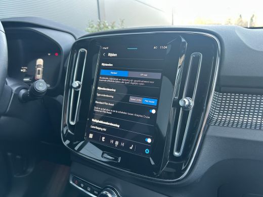 Volvo  XC40 Recharge Twin Pro | Pano | Memory | BLIS | Pilot Assist | Warmtepomp | 360 camera | Harman/Kardon | ActivLease financial lease