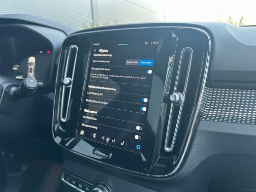 Volvo  XC40 Recharge Twin Pro | Pano | Memory | BLIS | Pilot Assist | Warmtepomp | 360 camera | Harman/Kardon | ActivLease financial lease