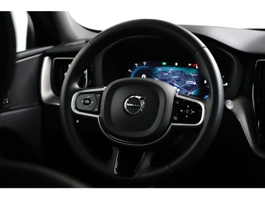 Volvo  XC60 2.0 T6 Plug-in hybrid AWD Plus Black Edition | Trekhaak | Luchtvering | Stoel  + Stuur verwarming... ActivLease financial lease