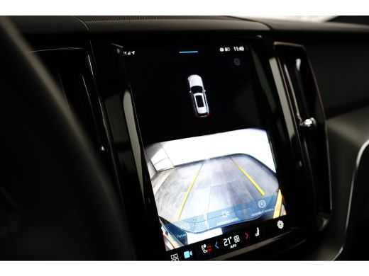 Volvo  XC60 2.0 T6 Plug-in hybrid AWD Plus Black Edition | Trekhaak | Luchtvering | Stoel  + Stuur verwarming... ActivLease financial lease