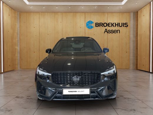 Volvo  XC60 2.0 T6 Plug-in hybrid AWD Plus Black Edition | Trekhaak | Luchtvering | Stoel  + Stuur verwarming... ActivLease financial lease
