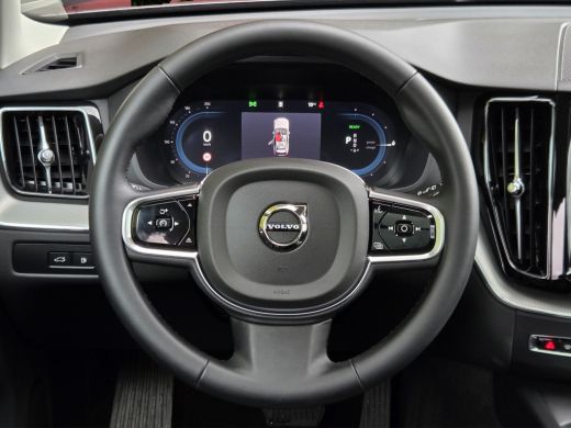 Volvo  XC60 2.0 T8 AWD R-Design Plug-In Hybrid | Luchtvering | 360 Camera | Harman/Kardon | Panoramadak | Pil... ActivLease financial lease