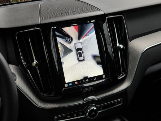 Volvo  XC60 2.0 T8 AWD R-Design Plug-In Hybrid | Luchtvering | 360 Camera | Harman/Kardon | Panoramadak | Pil... ActivLease financial lease