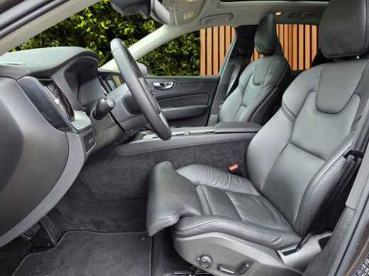 Volvo  XC60 2.0 T8 AWD R-Design Plug-In Hybrid | Luchtvering | 360 Camera | Harman/Kardon | Panoramadak | Pil... ActivLease financial lease