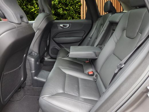 Volvo  XC60 2.0 T8 AWD R-Design Plug-In Hybrid | Luchtvering | 360 Camera | Harman/Kardon | Panoramadak | Pil... ActivLease financial lease