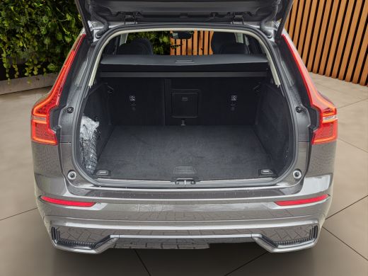 Volvo  XC60 2.0 T8 AWD R-Design Plug-In Hybrid | Luchtvering | 360 Camera | Harman/Kardon | Panoramadak | Pil... ActivLease financial lease