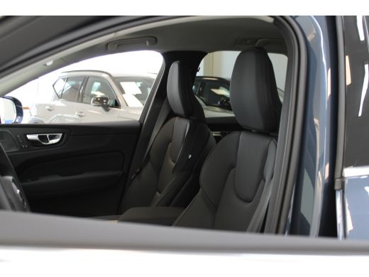 Volvo  XC60 T6 350PK AWD Plus Bright | Trekhaak | 360&deg; | Privacy glas | Harman Kardon | Power Seats ActivLease financial lease