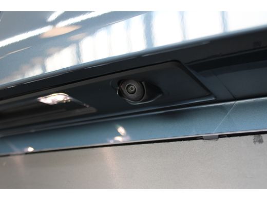 Volvo  XC60 T6 350PK AWD Plus Bright | Trekhaak | 360&deg; | Privacy glas | Harman Kardon | Power Seats ActivLease financial lease