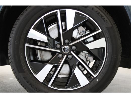 Volvo  XC60 T6 350PK AWD Plus Bright | Trekhaak | 360&deg; | Privacy glas | Harman Kardon | Power Seats ActivLease financial lease