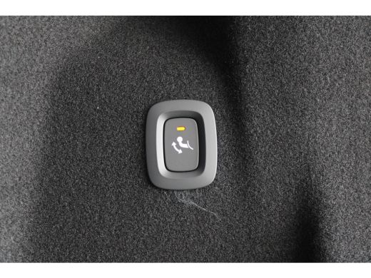 Volvo  XC60 T6 350PK AWD Plus Bright | Trekhaak | 360&deg; | Privacy glas | Harman Kardon | Power Seats ActivLease financial lease