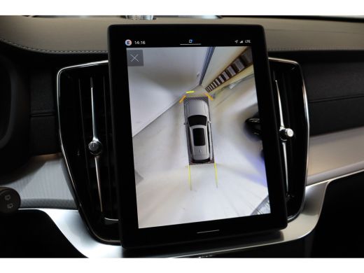 Volvo  XC90 T8 455PK AWD Ultra Black Edition | Executive Edition | Gelamineerd Glas | 22" | massage/ventilati... ActivLease financial lease