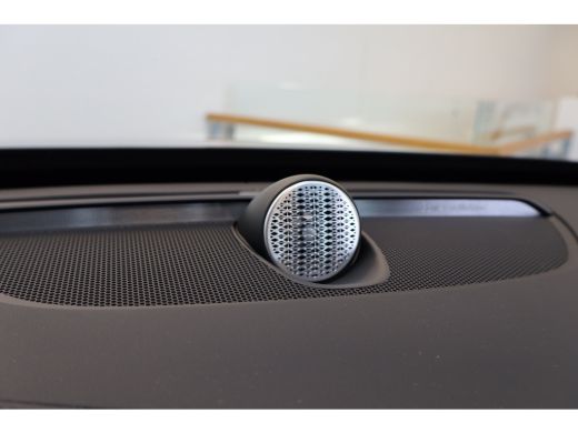 Volvo  XC90 T8 455PK AWD Ultra Black Edition | Executive Edition | Gelamineerd Glas | 22" | massage/ventilati... ActivLease financial lease