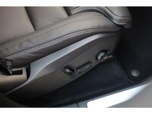 Volvo  XC90 T8 455PK AWD Ultra Black Edition | Executive Edition | Gelamineerd Glas | 22" | massage/ventilati... ActivLease financial lease