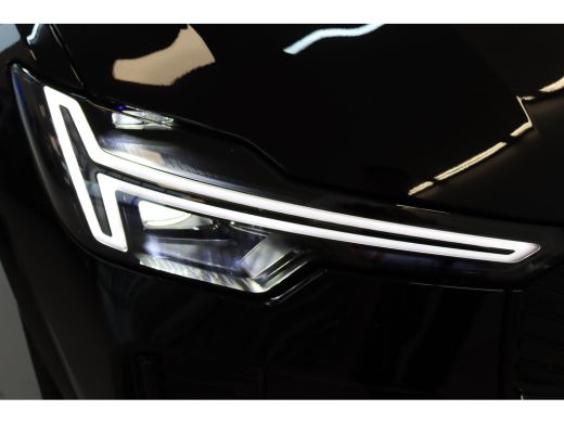 Volvo  XC90 T8 455PK AWD Ultra Black Edition | Executive Edition | Gelamineerd Glas | 22" | massage/ventilati... ActivLease financial lease