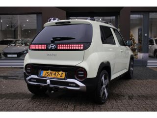 Hyundai Inster Evolve Sky 49 kWh | Achteruitrijcamera | Afneembare Trekhaak | Keyless start