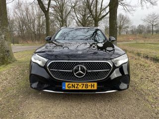 Mercedes-Benz E-Klasse Estate 300 e Luxury Line | Sfeerverlichting | Stoelverwarming | Apple carplay | Achteruitrijcamera |