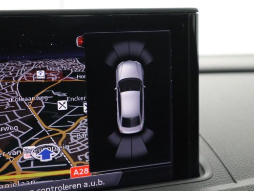 Audi A3 35 TFSI Advance Sport | Panoramadak | S-Line | Stoelverwarming | Half leder | Carplay | Virtual C... ActivLease financial lease