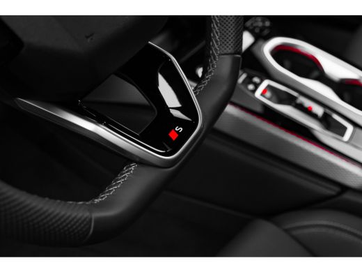 Audi A6 Avant 2.0 e-hybrid quattro S edition 299 PK | 360 Camera | Trekhaak | Vierwiel Besturing |  Voors... ActivLease financial lease