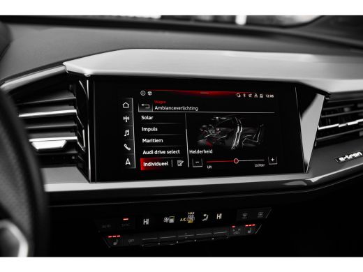 Audi Q4 Sportback e-tron 40 Launch edition S Competition 77 kWh | Lederen bekleding | Sonos | HUD | 21" | ActivLease financial lease
