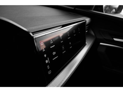 Audi Q5 S edition competition | Audi virtual cockpit | Hemelbekleding in zwart | Navigatie plus ActivLease financial lease
