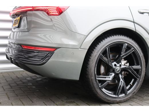 Audi Q8 e-tron 50 95KWH QUATTRO 340PK S EDITION AUTOMAAT / NAVI / LEDER / CLIMA / FULL-LED / PDC / 20" LMV / CAM... ActivLease financial lease