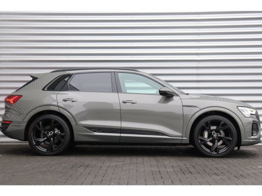 Audi Q8 e-tron 50 95KWH QUATTRO 340PK S EDITION AUTOMAAT / NAVI / LEDER / CLIMA / FULL-LED / PDC / 20" LMV / CAM... ActivLease financial lease