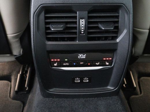 BMW 4 Serie Gran Coup&eacute; 420i Edition Plus | Trekhaak | Stoelverwarming | Memory | Carplay | Leder | Navigatie ... ActivLease financial lease