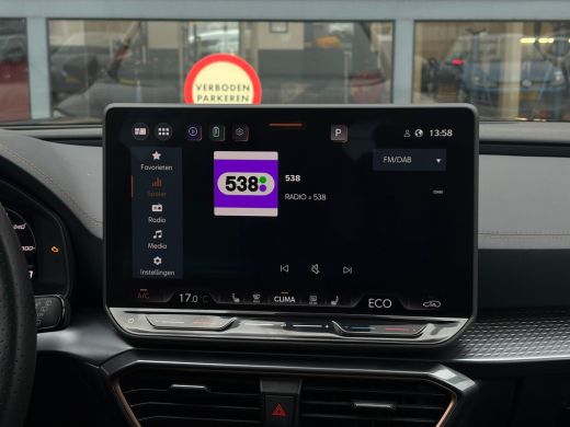 CUPRA Formentor 1.5 TSI e-Hybrid 272 pk VZ Performance | Wegklapbare Trekhaak | Achteruitrijcamera | Keyless entr... ActivLease financial lease