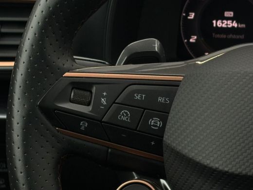 CUPRA Formentor 1.5 TSI e-Hybrid 272 pk VZ Performance | Wegklapbare Trekhaak | Achteruitrijcamera | Keyless entr... ActivLease financial lease