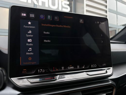 CUPRA Formentor 1.5 TSI e-Hybrid 272 pk VZ Performance | Wegklapbare Trekhaak | Achteruitrijcamera | Keyless entr... ActivLease financial lease