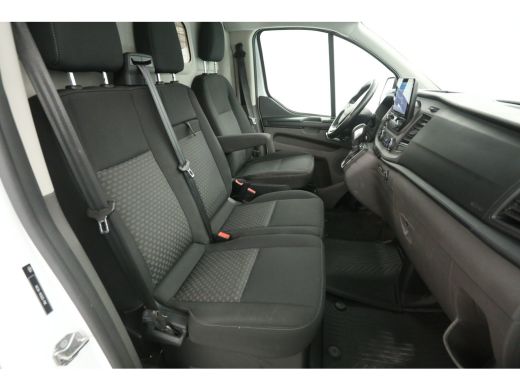 Ford Transit Custom 2.0 TDCI L1H1 | Aut. | Airco | Cruise | Camera | 3 Zits | Trekhaak | Carplay | Stoelverw. | Navi ActivLease financial lease