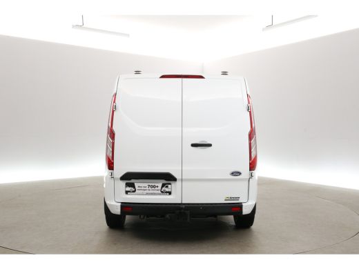 Ford Transit Custom 2.0 TDCI L1H1 | Aut. | Airco | Cruise | Camera | 3 Zits | Trekhaak | Carplay | Stoelverw. | Navi ActivLease financial lease
