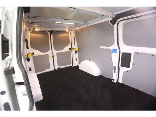 Ford Transit Custom 2.0 TDCI L2H1 | 2800kg Trekgew. | Trekhaak | Airco | Cruise | 3 Zits | 2xSchuifdeur | Parkeersens... ActivLease financial lease