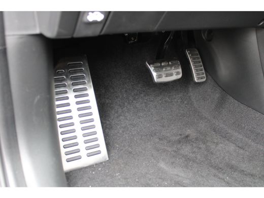 Hyundai Kona N Line Business | 19-inch lichtmetalen 'N-Line'-velgen met 235/45 R19-banden | Actieve rijbaanass... ActivLease financial lease