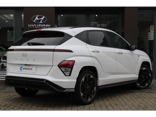 Hyundai Kona N Line Business | 19-inch lichtmetalen 'N-Line'-velgen met 235/45 R19-banden | Actieve rijbaanass... ActivLease financial lease