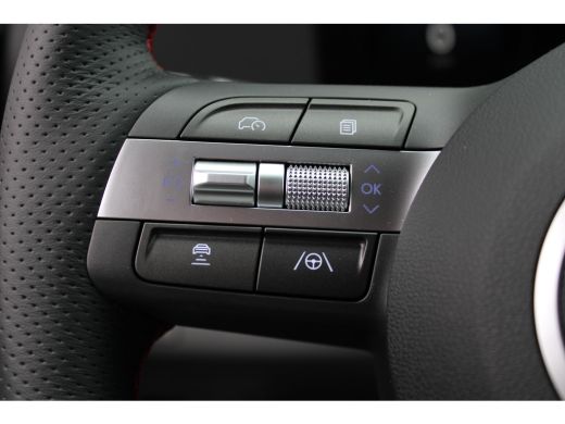Hyundai Kona N Line Business | 19-inch lichtmetalen 'N-Line'-velgen met 235/45 R19-banden | Actieve rijbaanass... ActivLease financial lease