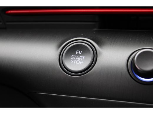 Hyundai Kona N Line Business | 19-inch lichtmetalen 'N-Line'-velgen met 235/45 R19-banden | Actieve rijbaanass... ActivLease financial lease