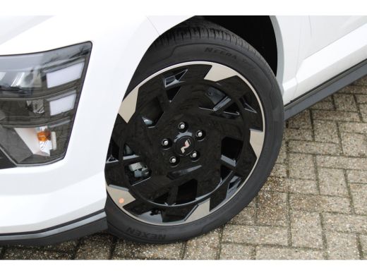 Hyundai Kona N Line Business | 19-inch lichtmetalen 'N-Line'-velgen met 235/45 R19-banden | Actieve rijbaanass... ActivLease financial lease