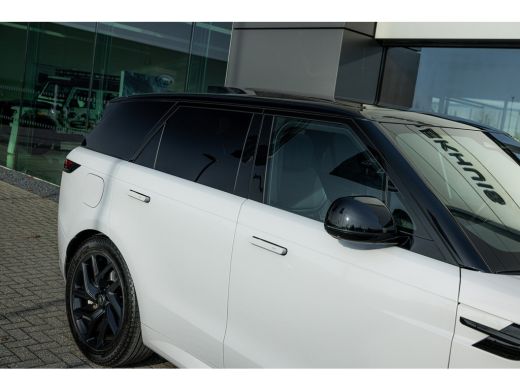 Land Rover Range Rover Sport P460e Dynamic SE | Pano | El. trekhaak | 22 Inch | Head-Up | Softclose | Black Pack | Stoelkoeling ActivLease financial lease