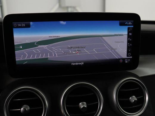 Mercedes-Benz C-Klasse 300e AMG Limited | Panoramadak | 360 Camera | Stoelverwarming | Trekhaak | Carplay | Leder/Alcant... ActivLease financial lease