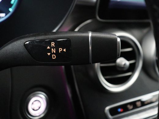 Mercedes-Benz C-Klasse 300e AMG Limited | Panoramadak | 360 Camera | Stoelverwarming | Trekhaak | Carplay | Leder/Alcant... ActivLease financial lease