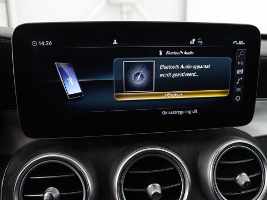 Mercedes-Benz C-Klasse 300e AMG Limited | Panoramadak | 360 Camera | Stoelverwarming | Trekhaak | Carplay | Leder/Alcant... ActivLease financial lease