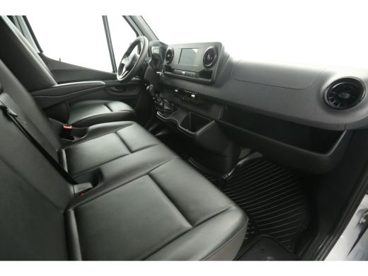 Mercedes-Benz Sprinter 317 CDI 170PK L2H2 RWD | Airco | Camera | 3 Zits | Carplay ActivLease financial lease