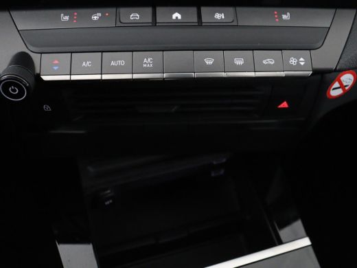 Opel Astra 1.6 Hybrid Business Edition | Stoelverwarming | Adaptive cruise | Navigatie | Camera | Full LED |... ActivLease financial lease