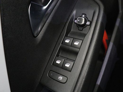 Opel Astra 1.6 Hybrid Business Edition | Stoelverwarming | Adaptive cruise | Navigatie | Camera | Full LED |... ActivLease financial lease